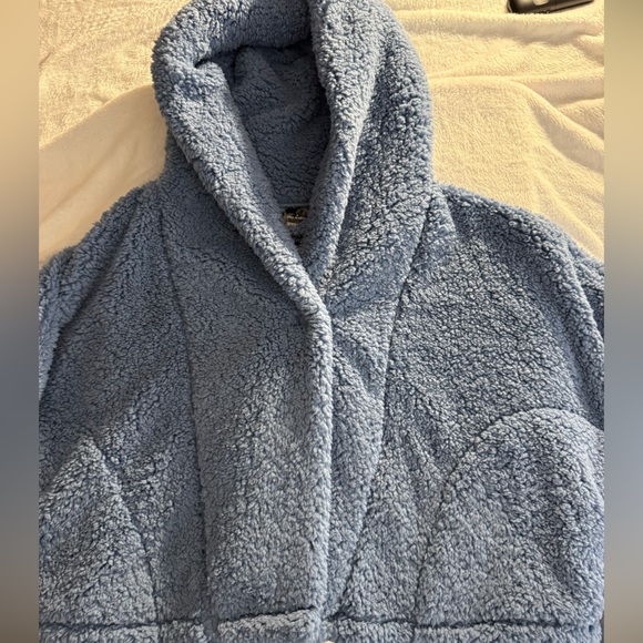Jill Martin NWT Women’s icy Blue soft Faux Fur fleece Jacket With Hood Size xl - Picture 2 of 5